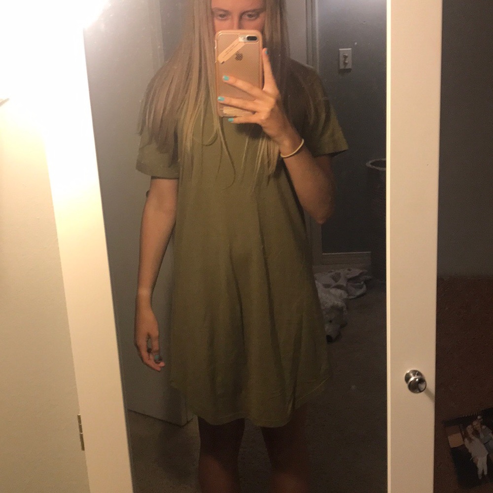 T-SHIRT DRESS *NEW* SMALL - Picture 2 of 3